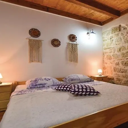Stone Pietra Comfortable * Ζαντάρ